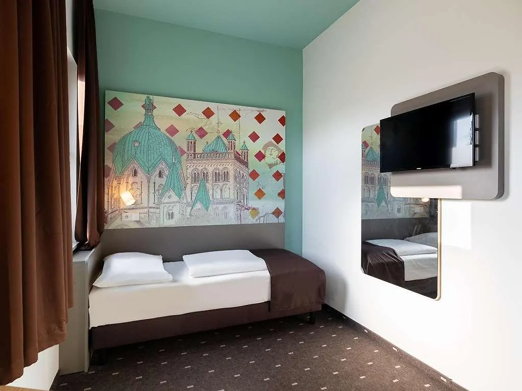 *****  B&B Hotel Neuss Γερμανία